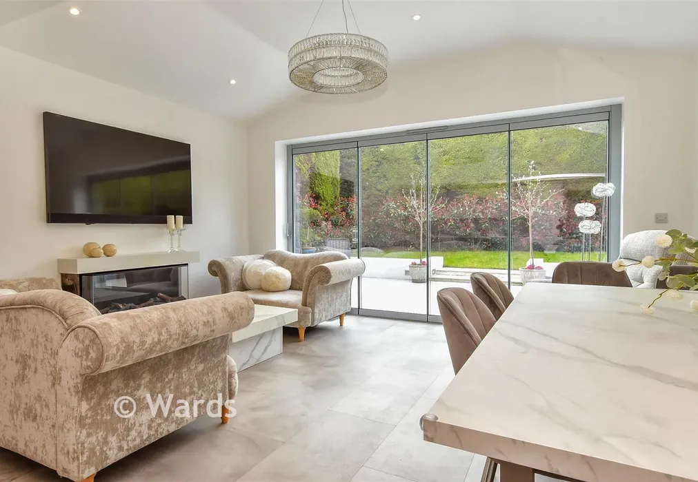 Family Area - Wilks Close, Rainham, Gillingham, Kent - Wards of Kent