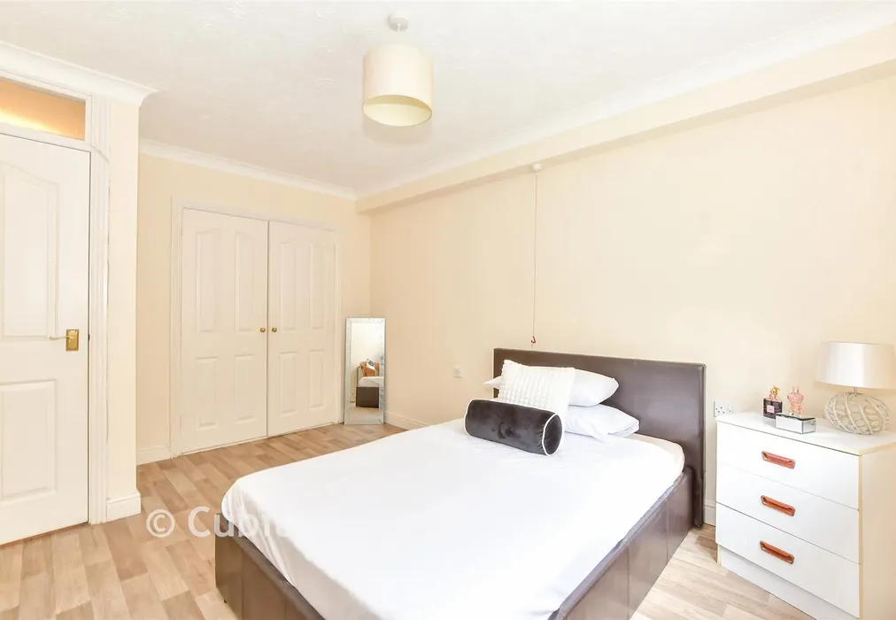 Bedroom 1 - Havant Road, Horndean, Waterlooville, Hampshire - Wards of Kent