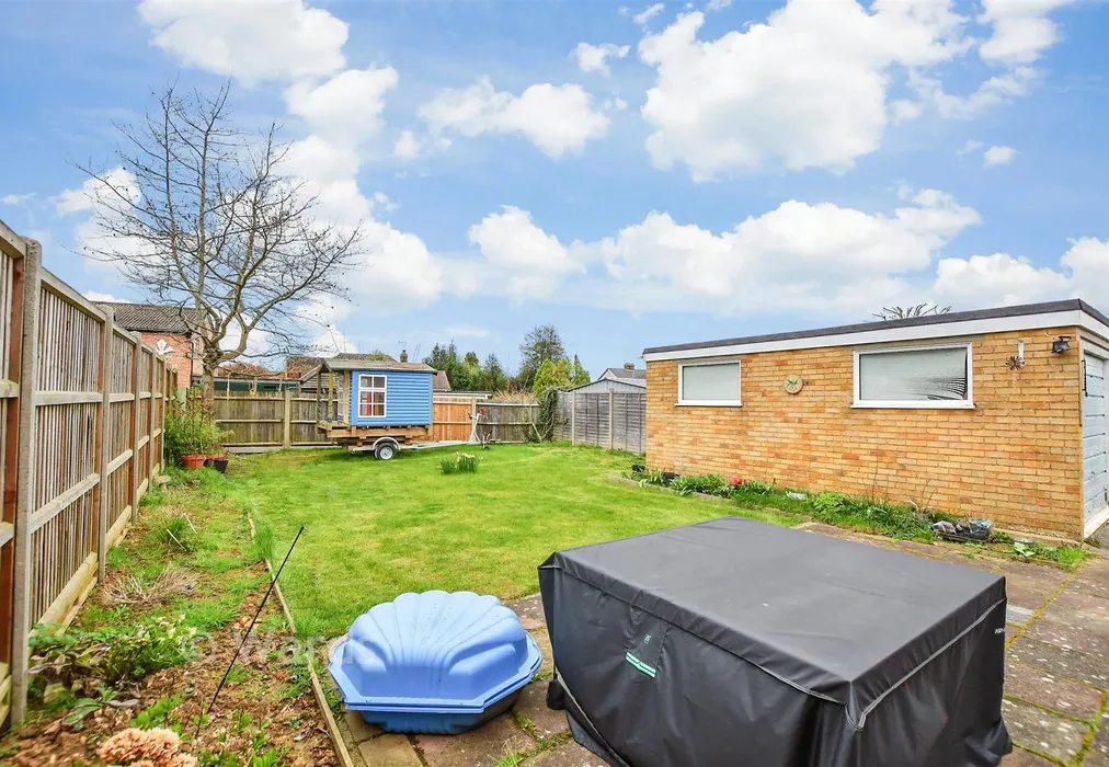 Rear Garden - Halstow Close, Loose, Maidstone, Kent - Wards of Kent