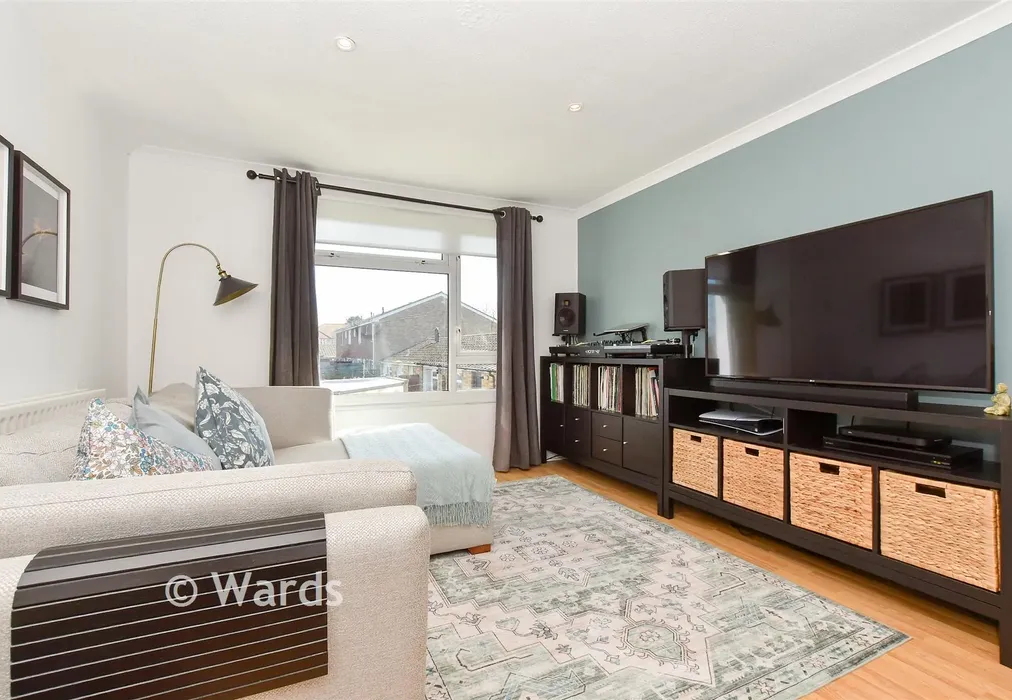 Lounge/ Diner - Owen Square, Walmer, Deal, Kent - Wards of Kent