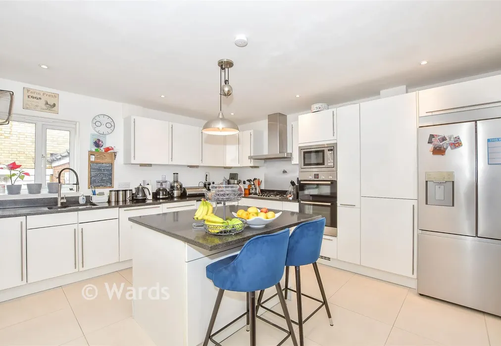Kitchen - Waterside Quay, Aylesford, Kent - Wards of Kent