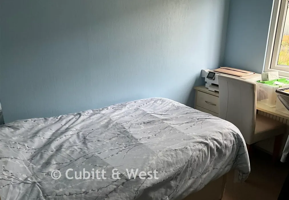 Bedroom 2 - Emms Lane, Brooks Green, West Sussex - Wards of Kent