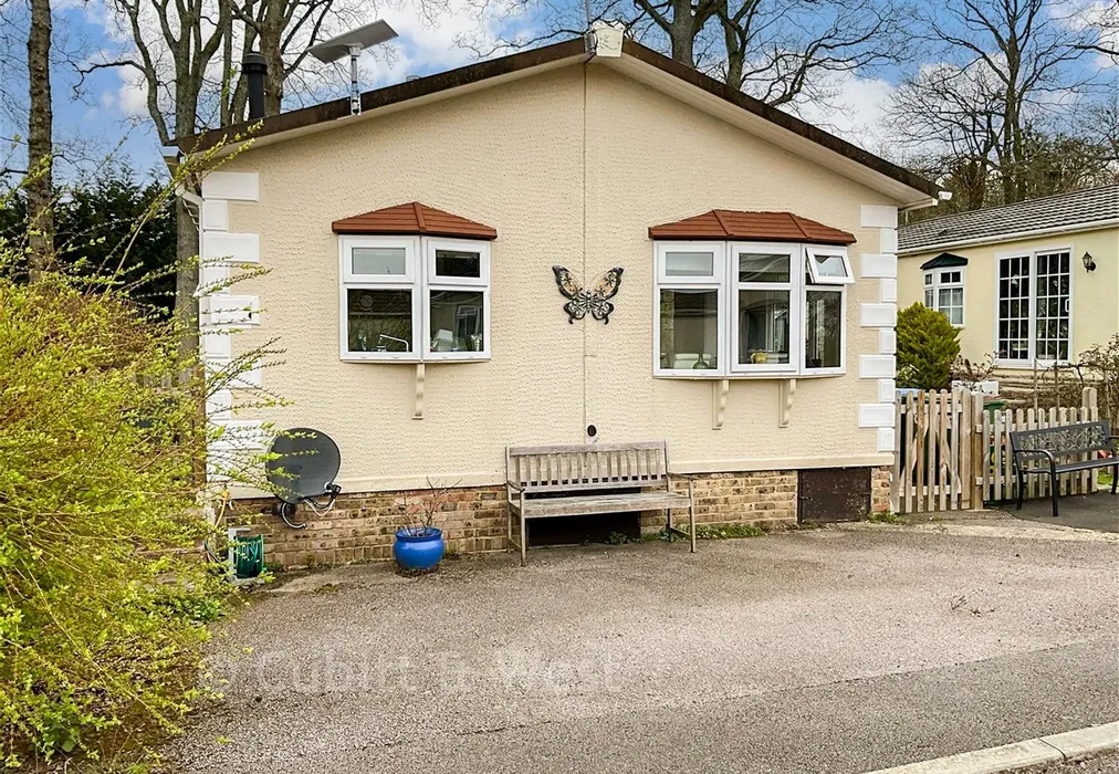 Front - Emms Lane, Brooks Green, West Sussex - Wards of Kent