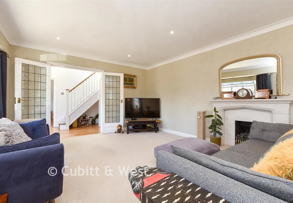 Lounge/Diner - Grange Close, Merstham, Surrey - Wards of Kent