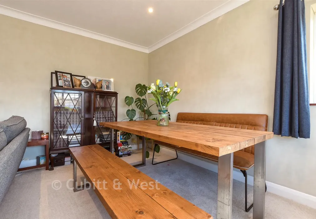 Dining Area - Grange Close, Merstham, Surrey - Wards of Kent