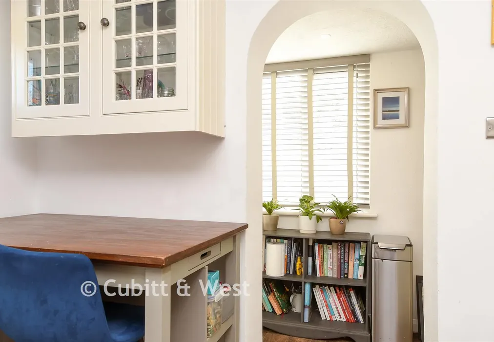 Kitchen/Breakfast Room - Grange Close, Merstham, Surrey - Wards of Kent