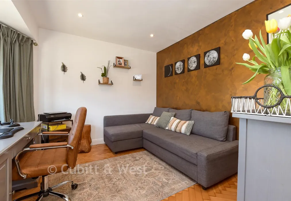 Study - Grange Close, Merstham, Surrey - Wards of Kent