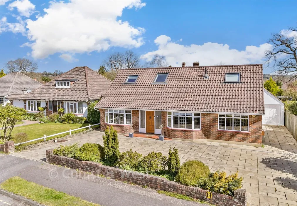 External (Web)* - Grange Close, Merstham, Surrey - Wards of Kent