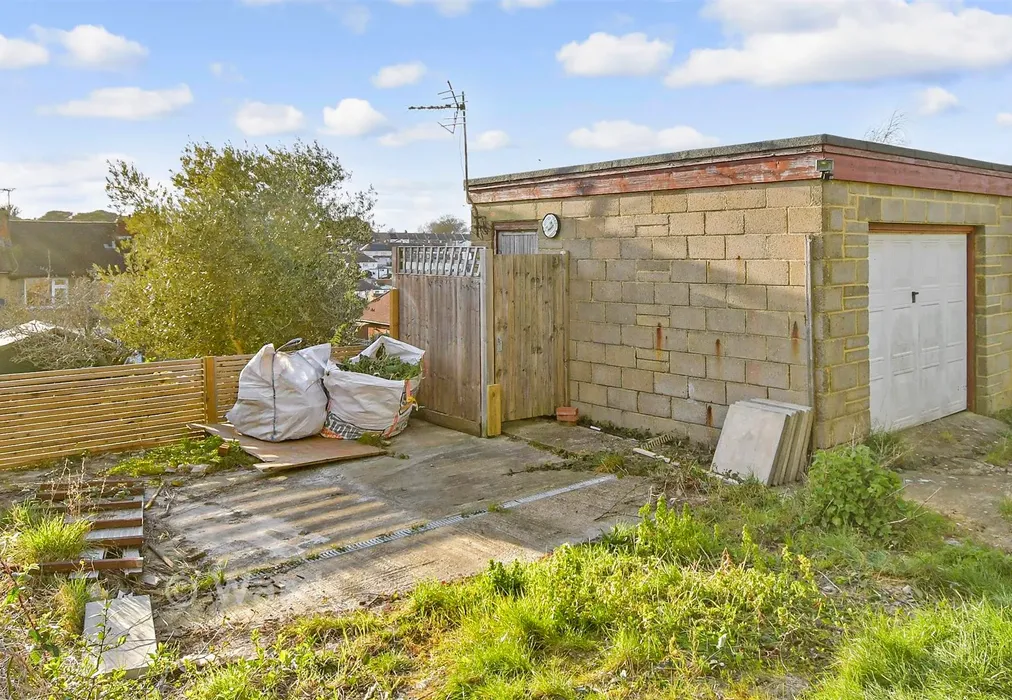 Driveway/Parking - St. William's Way, Rochester, Kent - Wards of Kent