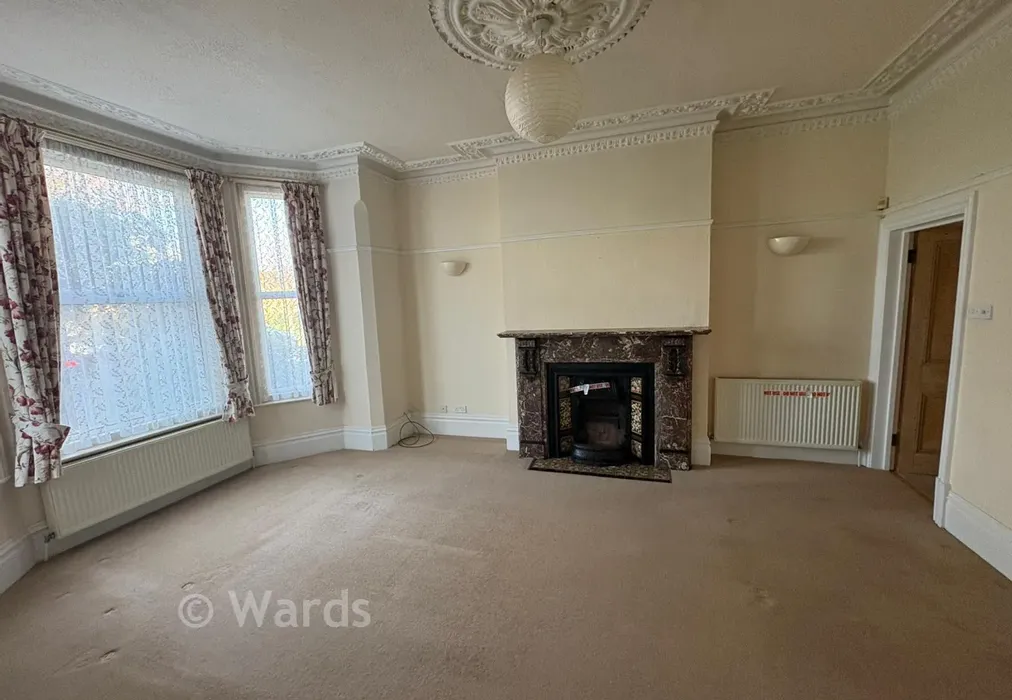 Lounge - Radnor Park Road, Folkestone, Kent - Wards of Kent