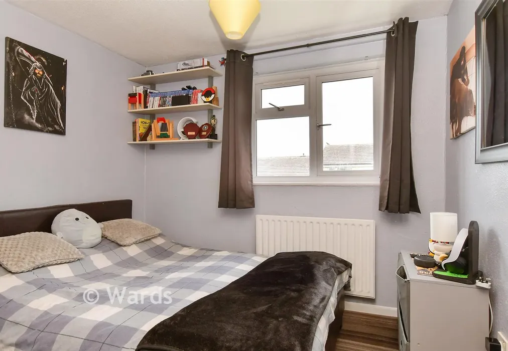Bedroom 3 - Somerset Close, Walderslade, Chatham, Kent - Wards of Kent