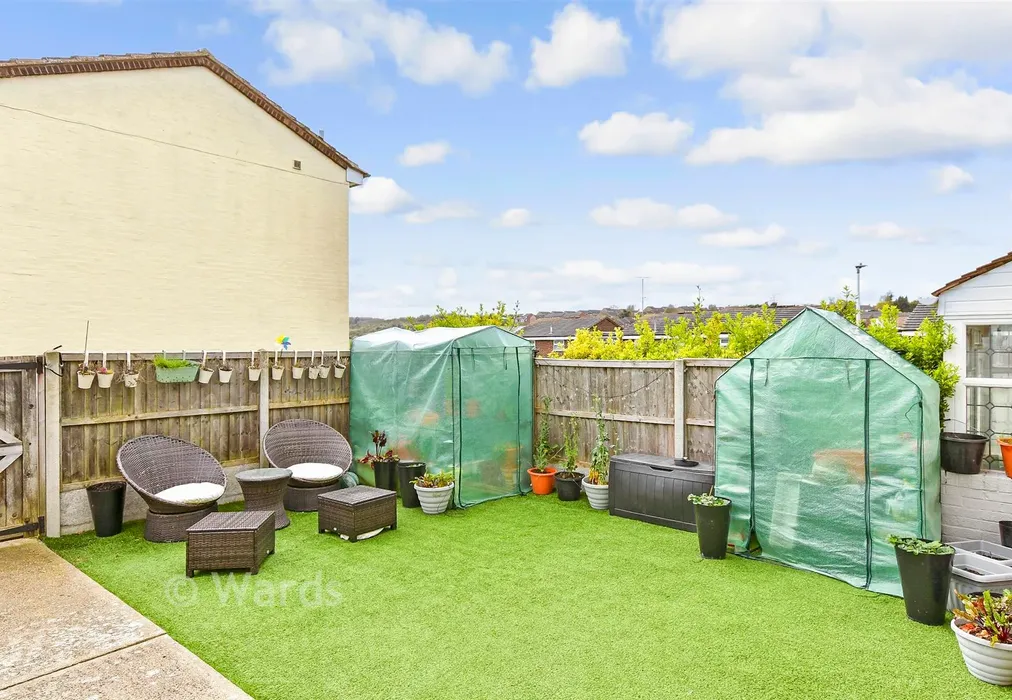 Front Garden - Somerset Close, Walderslade, Chatham, Kent - Wards of Kent