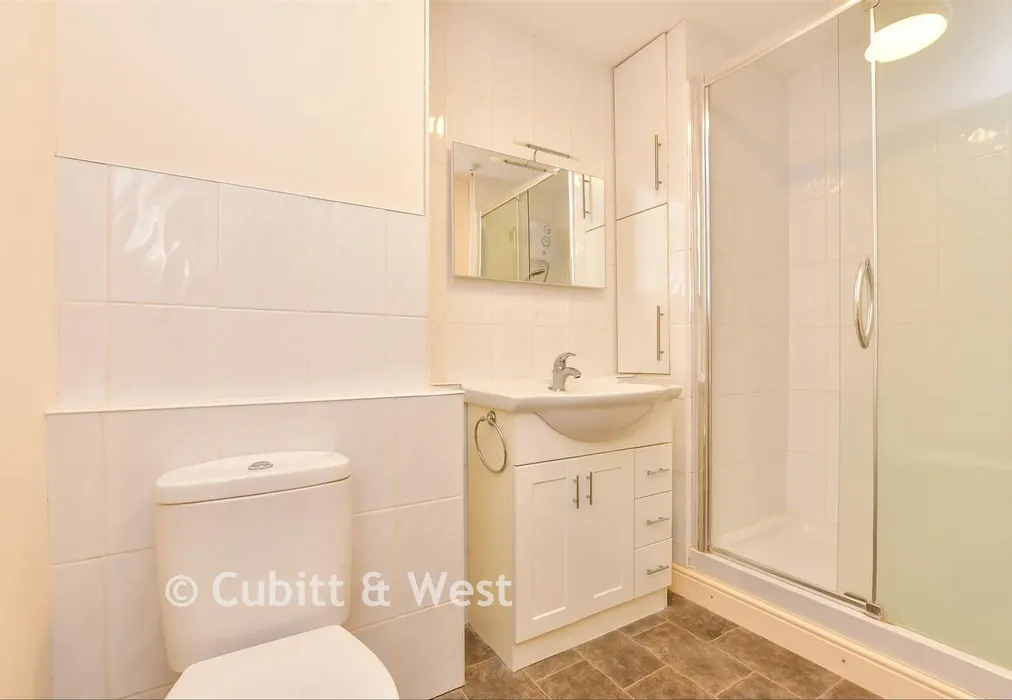Shower Room - Station Road, Sutton, Surrey - Wards of Kent