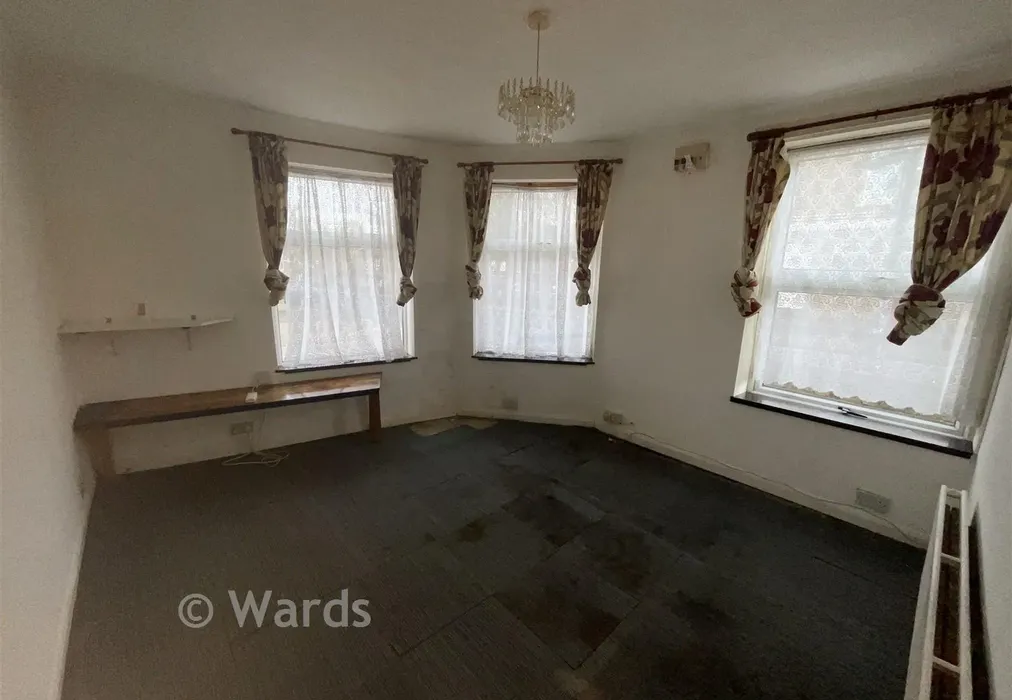 Lounge 2 - Victoria Street, Gillingham, Kent - Wards of Kent