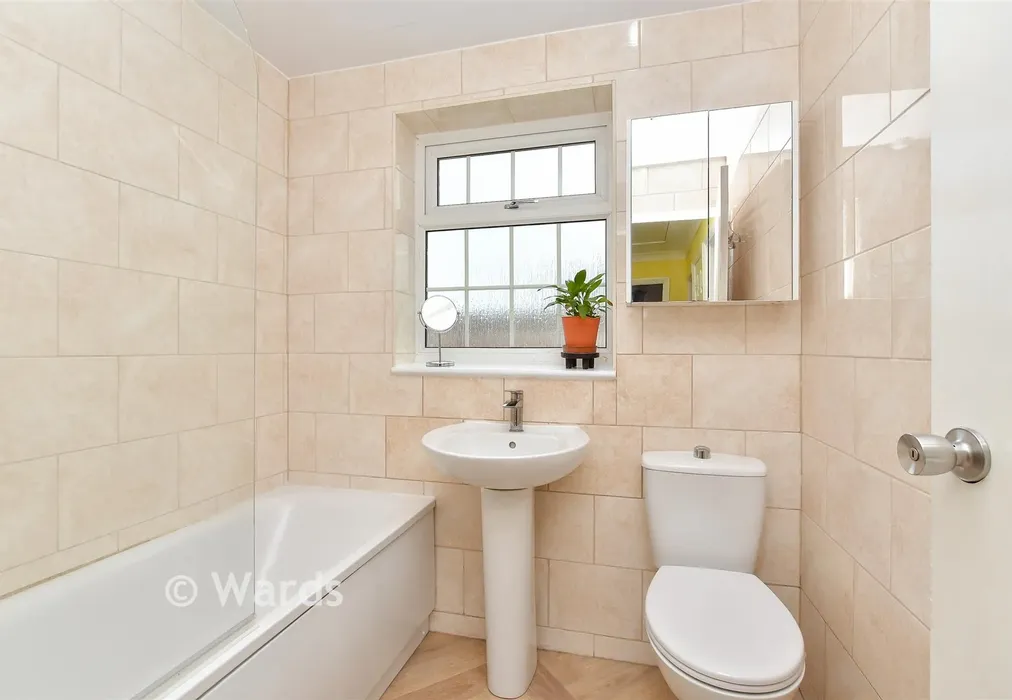 Bathroom - Hearne Close, Sittingbourne, Kent - Wards of Kent