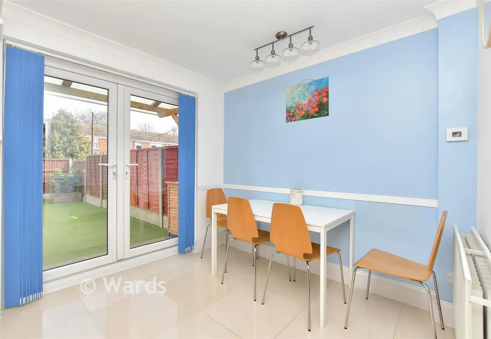 Kitchen/Diner - Hearne Close, Sittingbourne, Kent - Wards of Kent