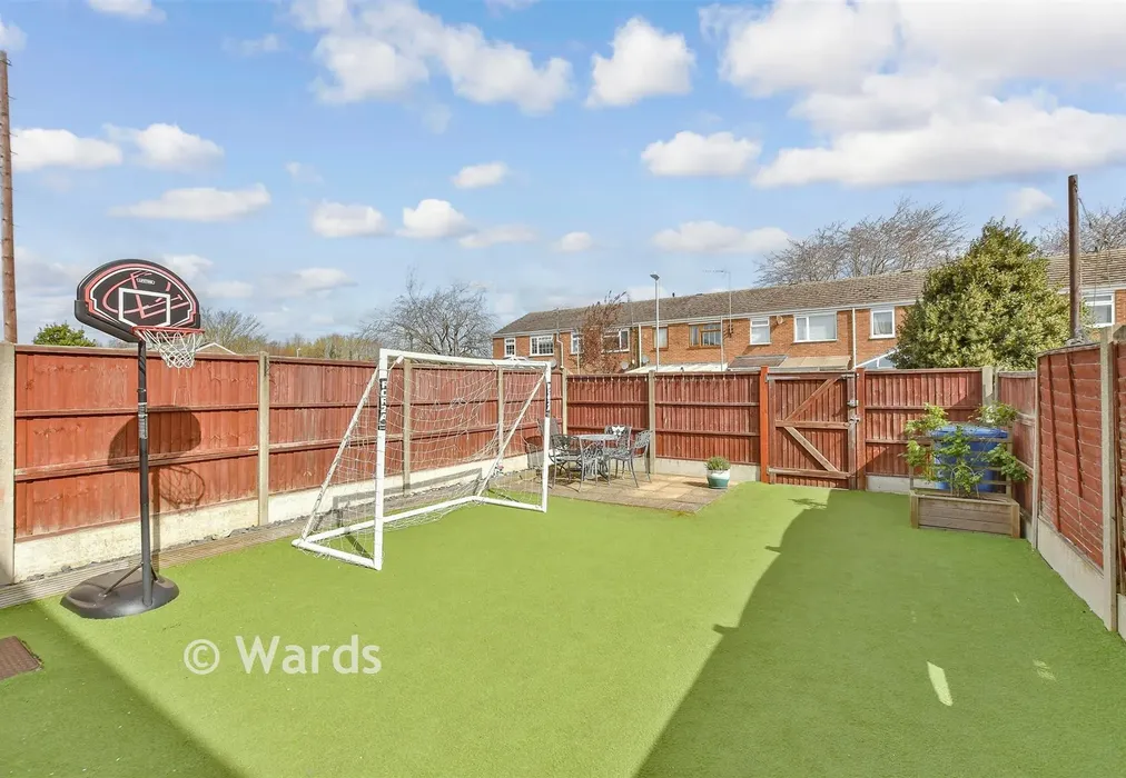 Rear Garden - Hearne Close, Sittingbourne, Kent - Wards of Kent