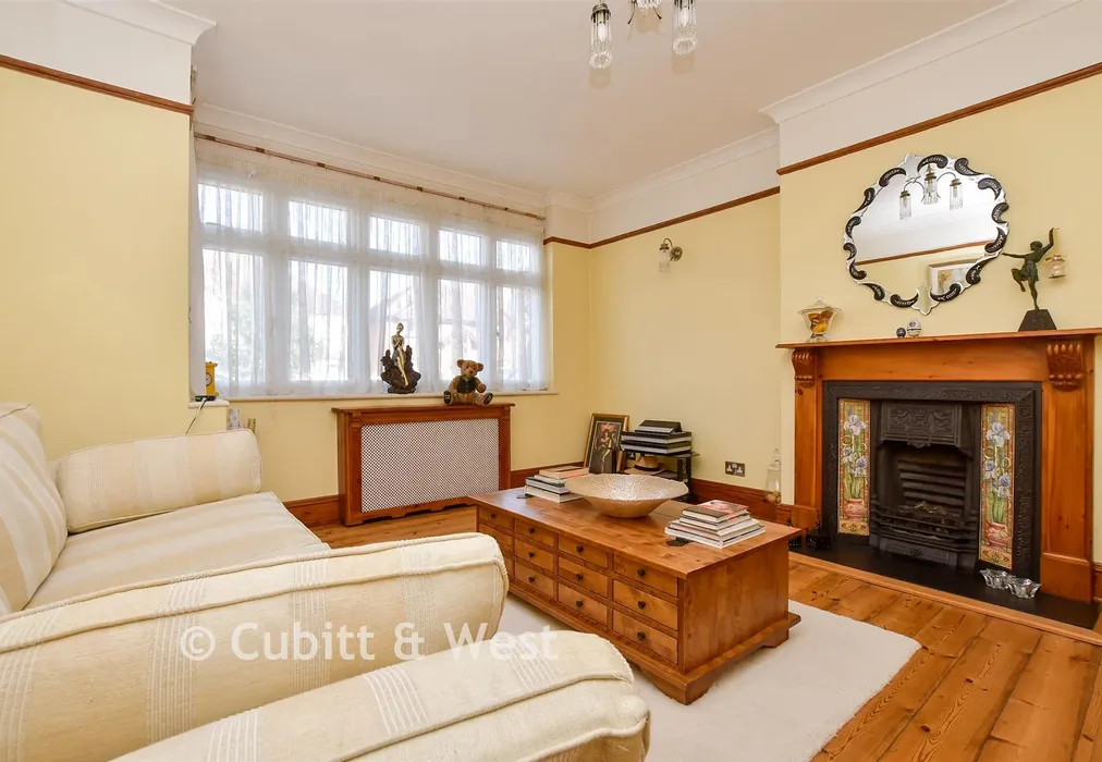 Lounge - Purley Park Road, Purley, Surrey - Wards of Kent