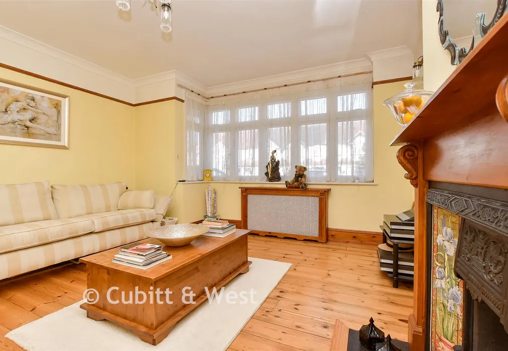 Lounge - Purley Park Road, Purley, Surrey - Wards of Kent