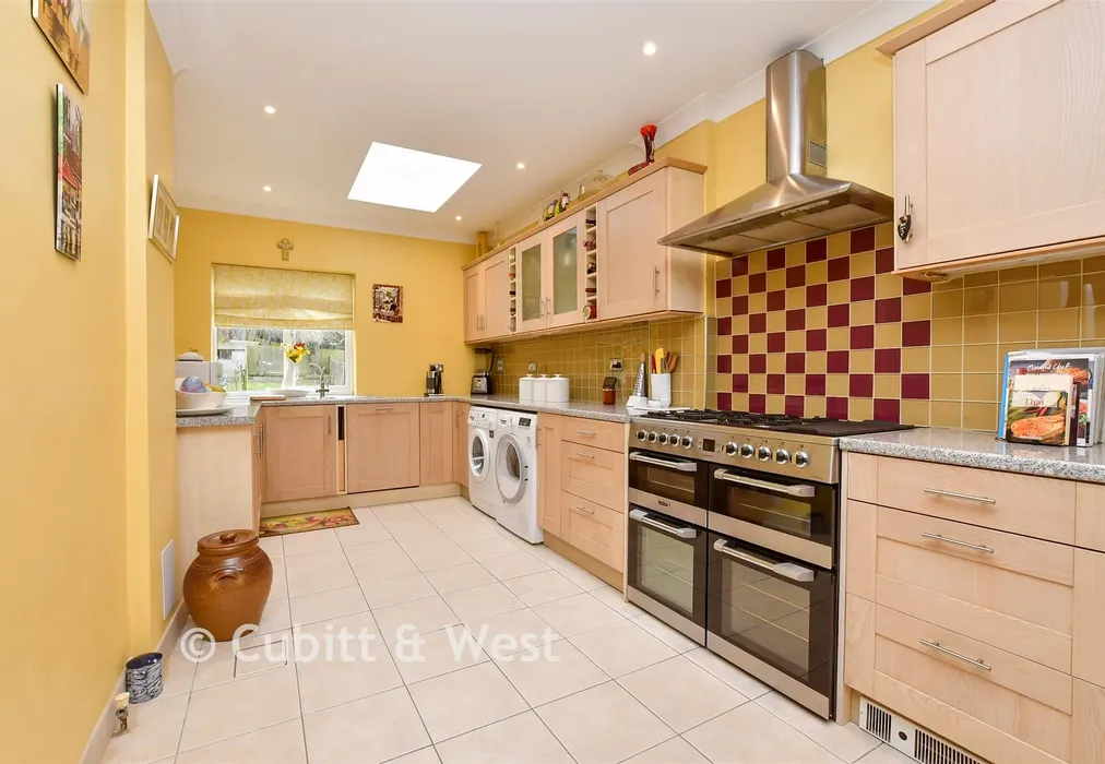 Kitchen / Breakfast Room - Purley Park Road, Purley, Surrey - Wards of Kent