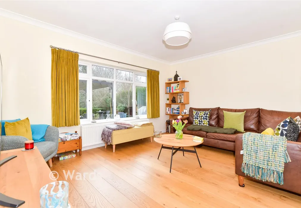 Lounge - Manor Rise, Bearsted, Maidstone, Kent - Wards of Kent