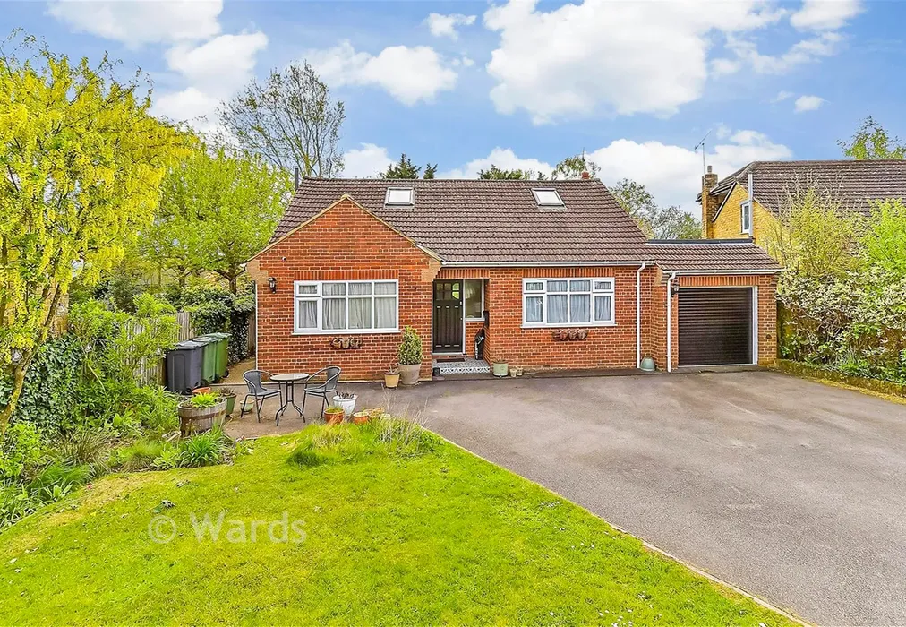External Web 1 - Manor Rise, Bearsted, Maidstone, Kent - Wards of Kent