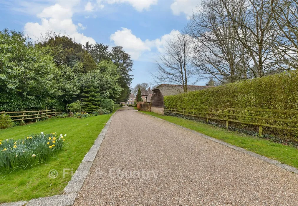Driveway/Parking - Acrise, Folkestone, Kent - Wards of Kent