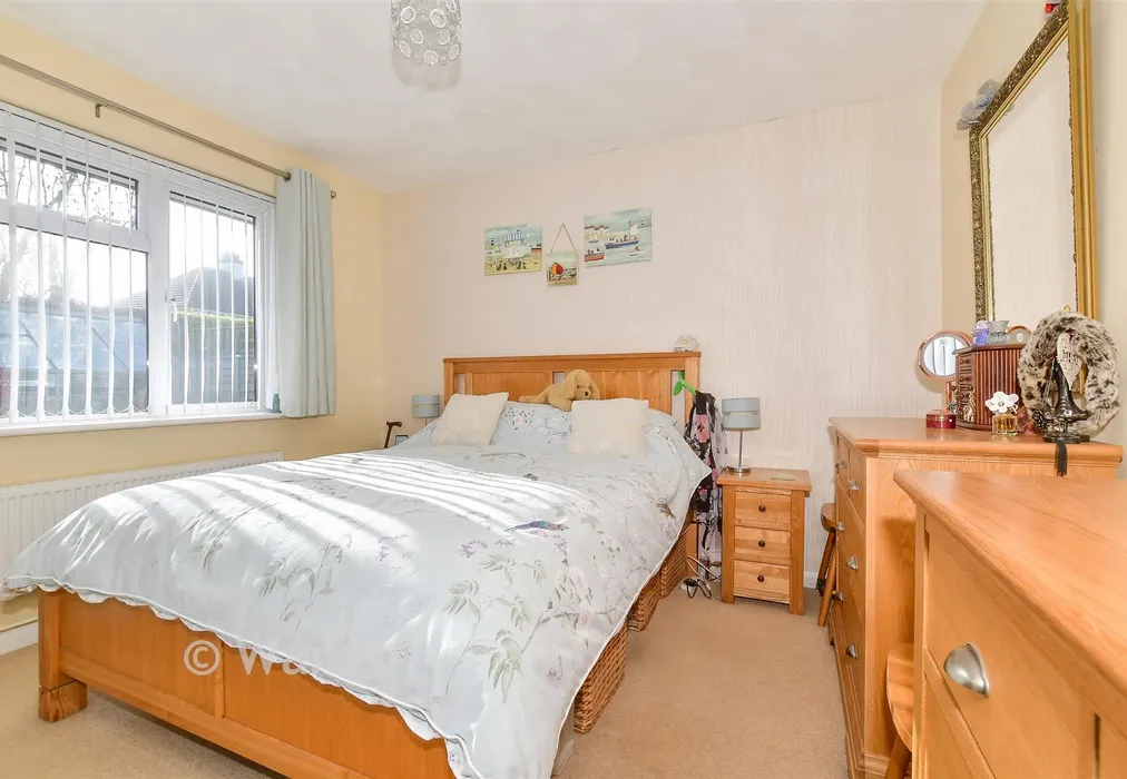 Bedroom 1 - Cherry Gardens, Herne Bay, Kent - Wards of Kent