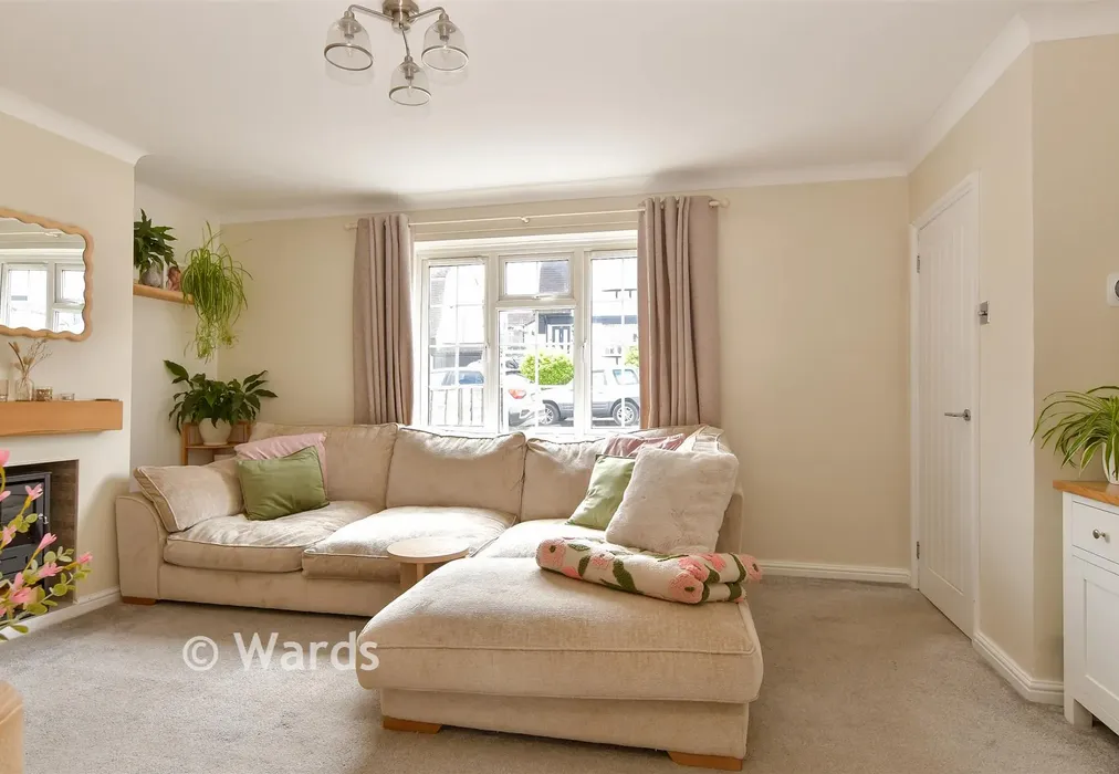 Lounge - Hawthorn Road, Strood, Rochester, Kent - Wards of Kent