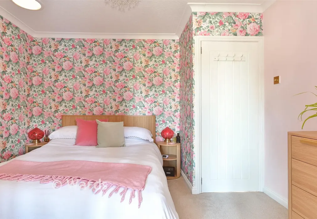 Bedroom 2 - Hawthorn Road, Strood, Rochester, Kent - Wards of Kent