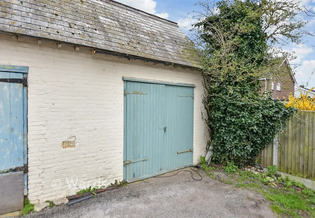 Workshop/Outbuildings - Manor Road, St. Nicholas At Wade, Birchington, Kent - Wards of Kent