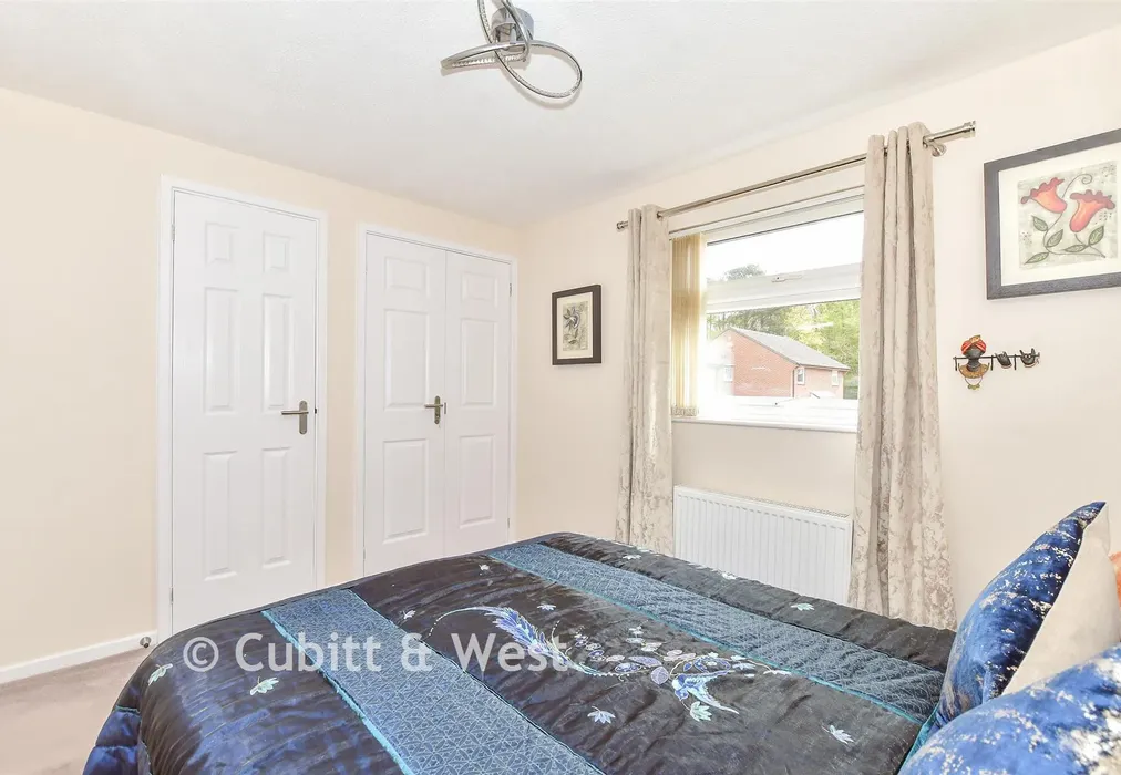 Bedroom 1 - Sonnet Way, Waterlooville, Hampshire - Wards of Kent
