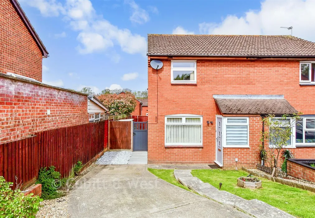 External (Web) 1 - Sonnet Way, Waterlooville, Hampshire - Wards of Kent