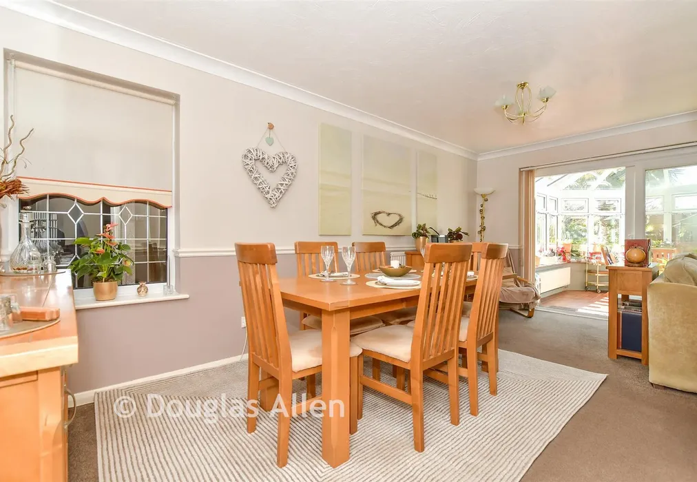 Dining Area - Ilfracombe Crescent, Hornchurch, Essex - Wards of Kent