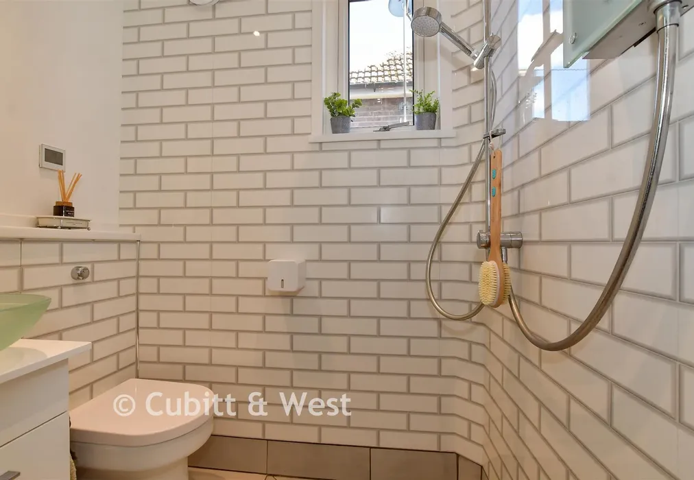 Shower Room - Wellington Road, Horsham, West Sussex - Wards of Kent