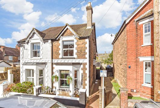 Wellington Road, Horsham, West Sussex - Wards of Kent