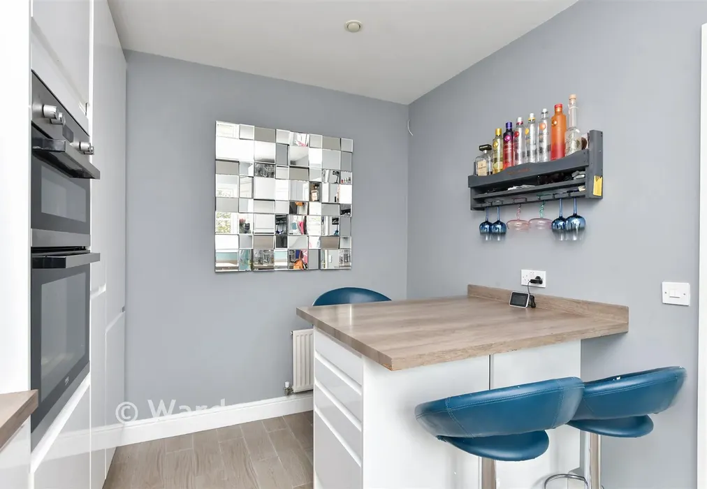 Kitchen - Puffin Road, Herne Bay, Kent - Wards of Kent