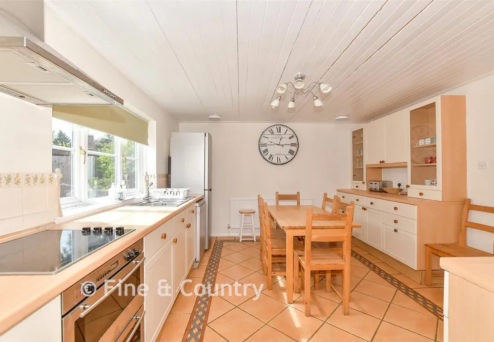 Kitchen/Breakfast Room - The Drove, Fordwich, Canterbury, Kent - Wards of Kent