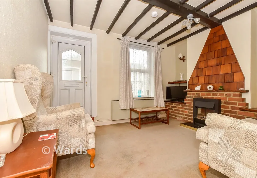 Lounge - Canterbury Road, Birchington, Kent - Wards of Kent