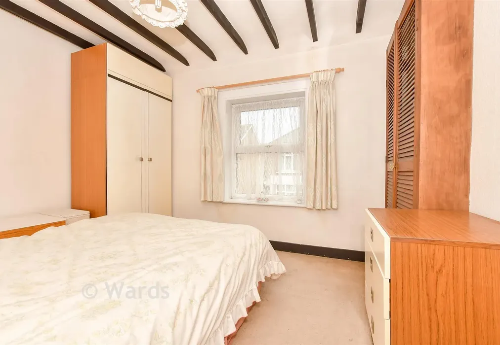 Bedroom 1 - Canterbury Road, Birchington, Kent - Wards of Kent