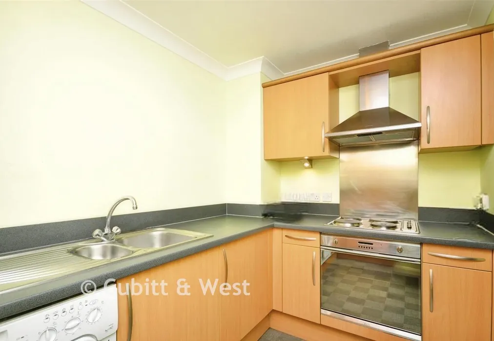 Kitchen - High Street, Cosham, Portsmouth, Hampshire - Wards of Kent