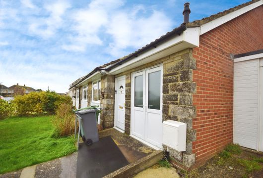 Venner Avenue Cowes PO31 - Wards of Kent