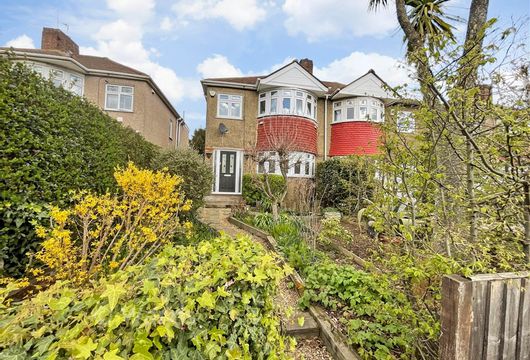 East Rochester Way, Sidcup, Kent - Wards of Kent