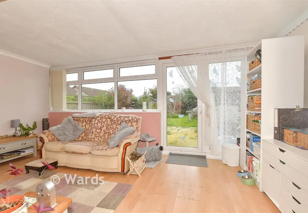 Garden Room - Barley Close, Herne Bay, Kent - Wards of Kent