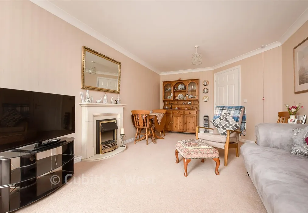 Living Room - London Road, Redhill, Surrey - Wards of Kent