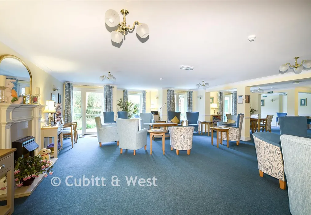 Communal Lounge - London Road, Redhill, Surrey - Wards of Kent