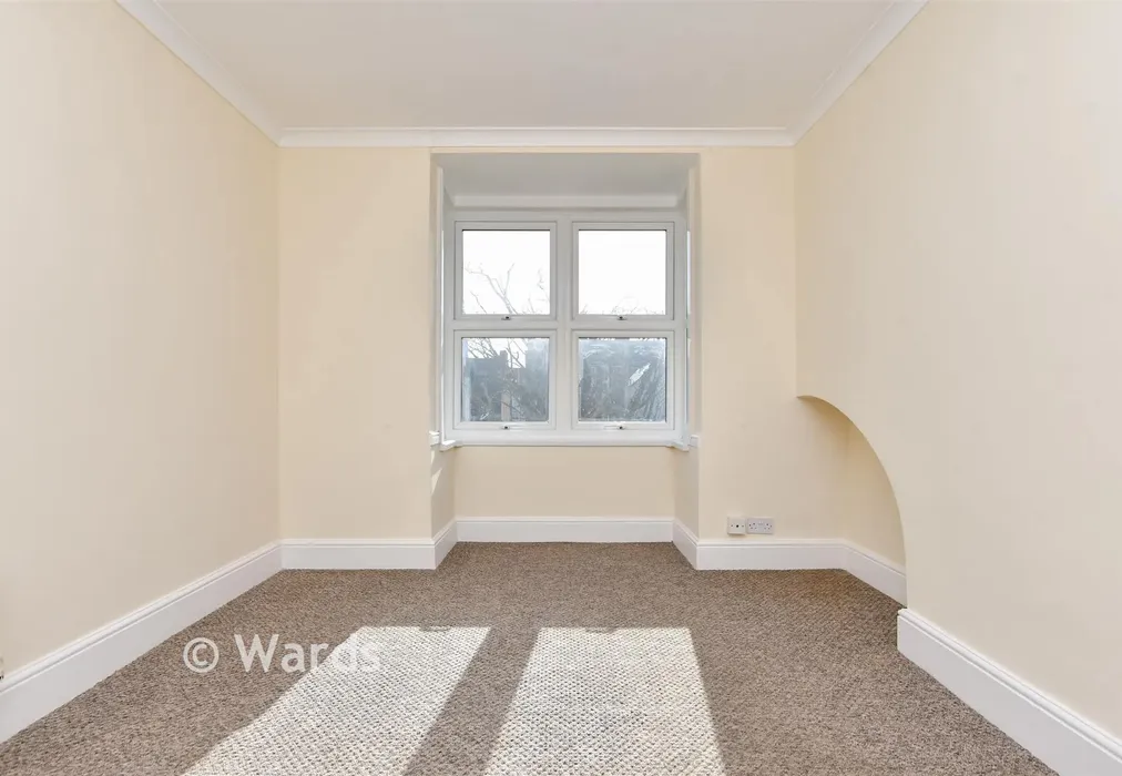 Bedroom 1 - Lyndhurst Avenue, Cliftonville, Margate, Kent - Wards of Kent
