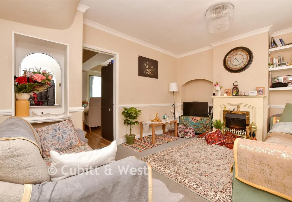 Lounge - Shrewsbury Road, Carshalton, Surrey - Wards of Kent