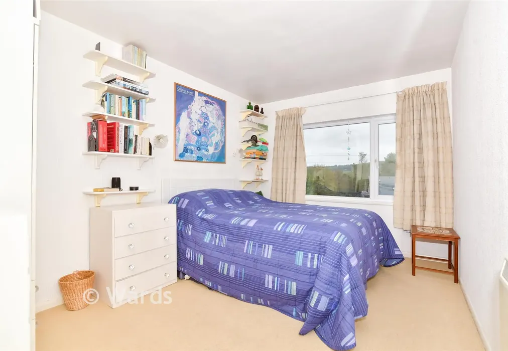 Bedroom 2 - Marsh Road, Halling, Rochester, Kent - Wards of Kent