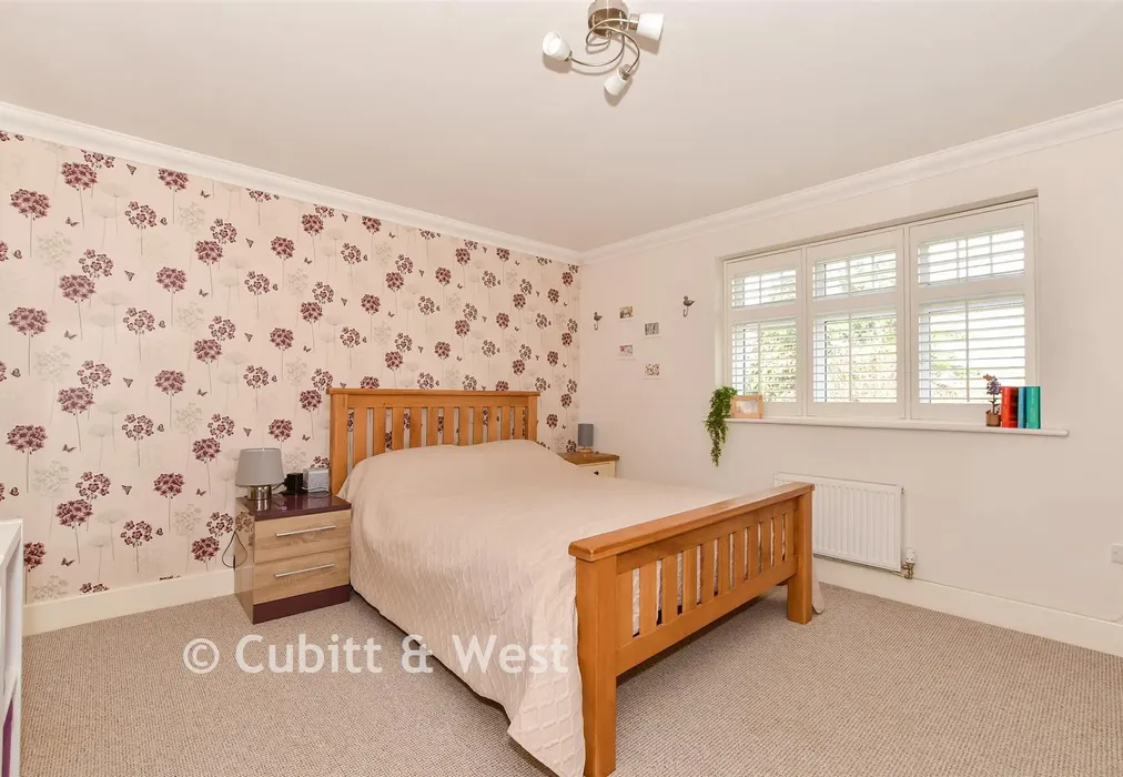 Bedroom 2 - Tupwood Gardens, Caterham, Surrey - Wards of Kent